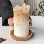 كوب كبير زجاجي