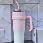 زجاجات مياه معزولة من الستانلس ستيل