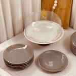 طقم صحون كيك مع جاط بغطا الكرام 7 قطع