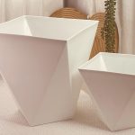 قوار زريعة / زينة بلاستيك مضلع